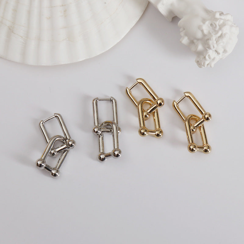 Horseshoe Link Earrings