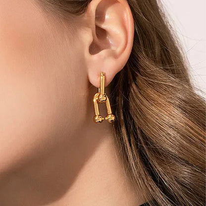 Horseshoe Link Earrings