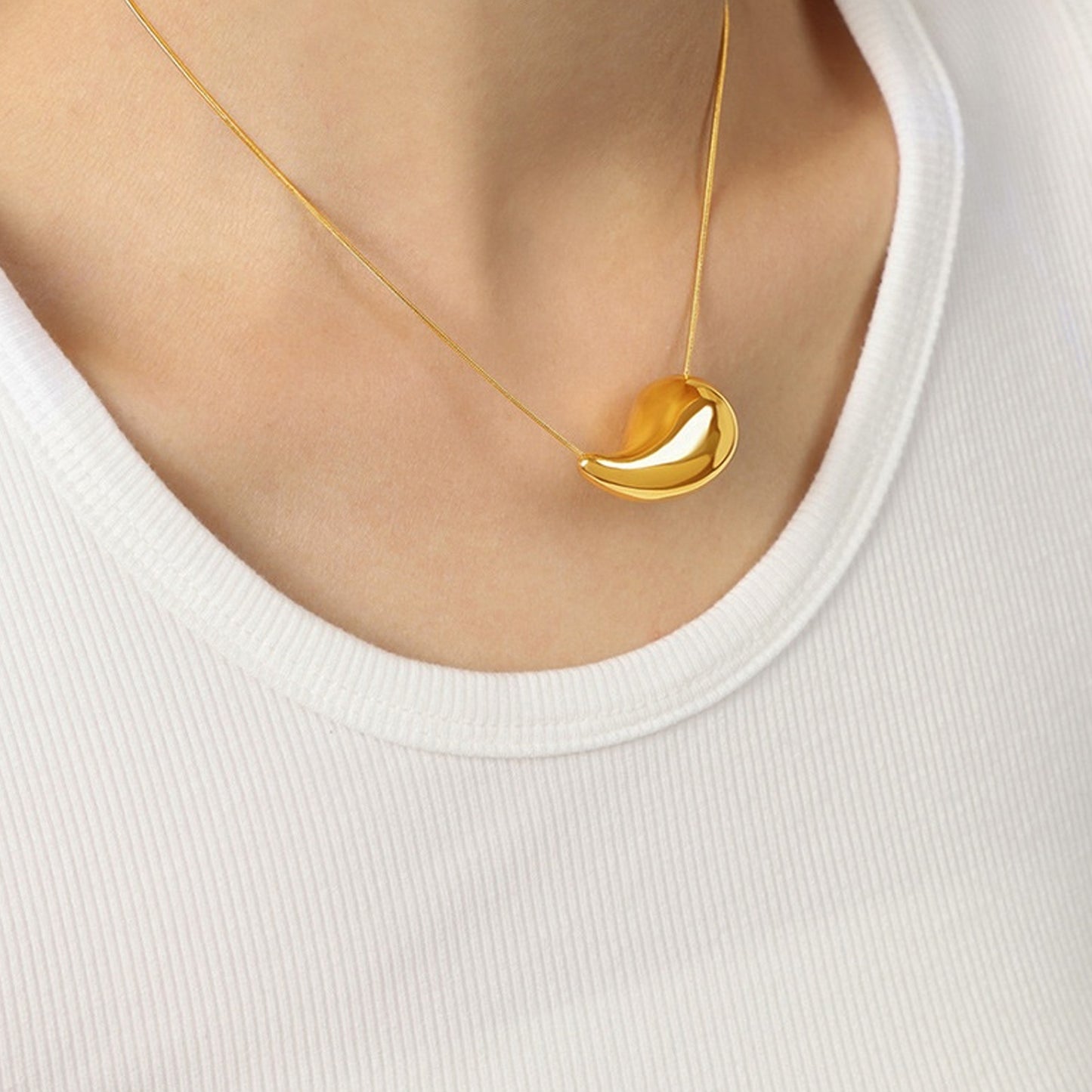 Teardrop Necklace